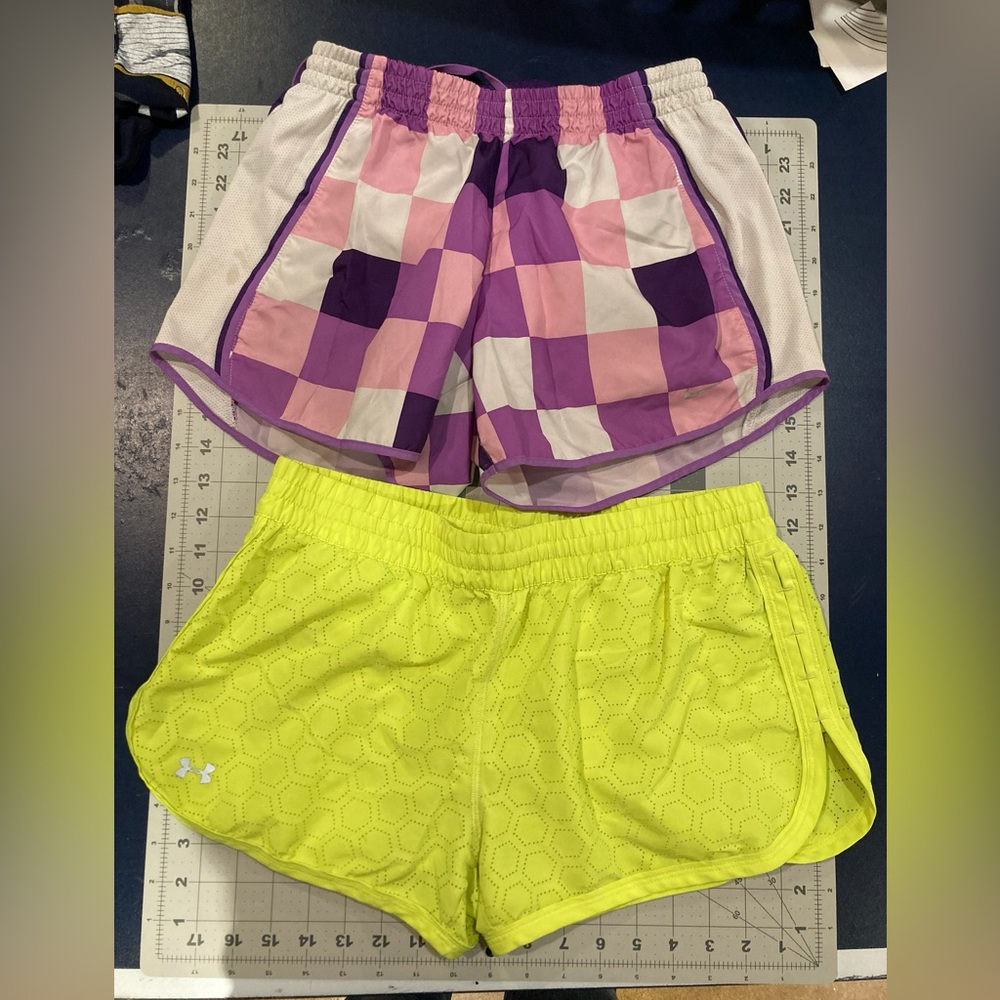 Lot bundle 2 pair shorts Nike and UA Small